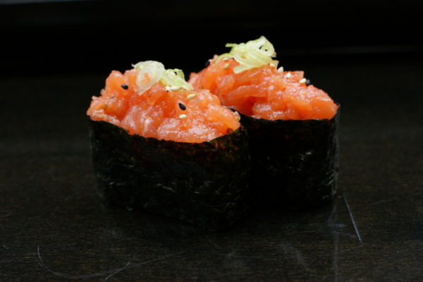 57. Spicy Lachs Tatar