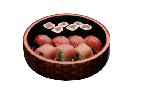 16. Maguro Family